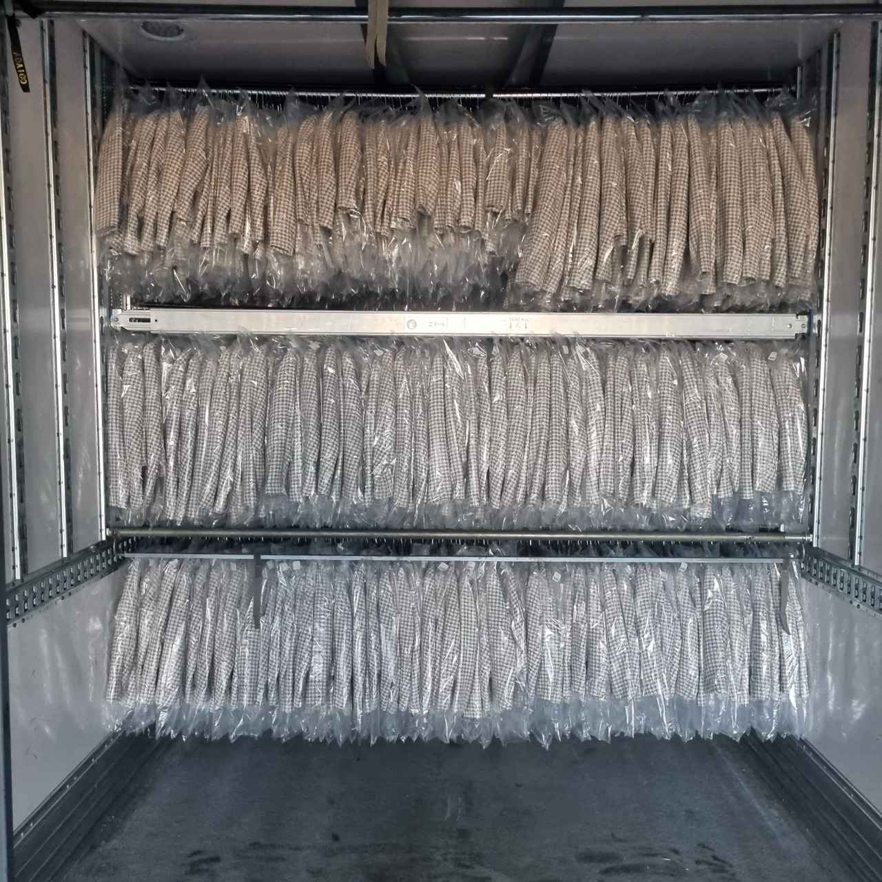Garment Transport on Hangers Garment Transport on Hangers